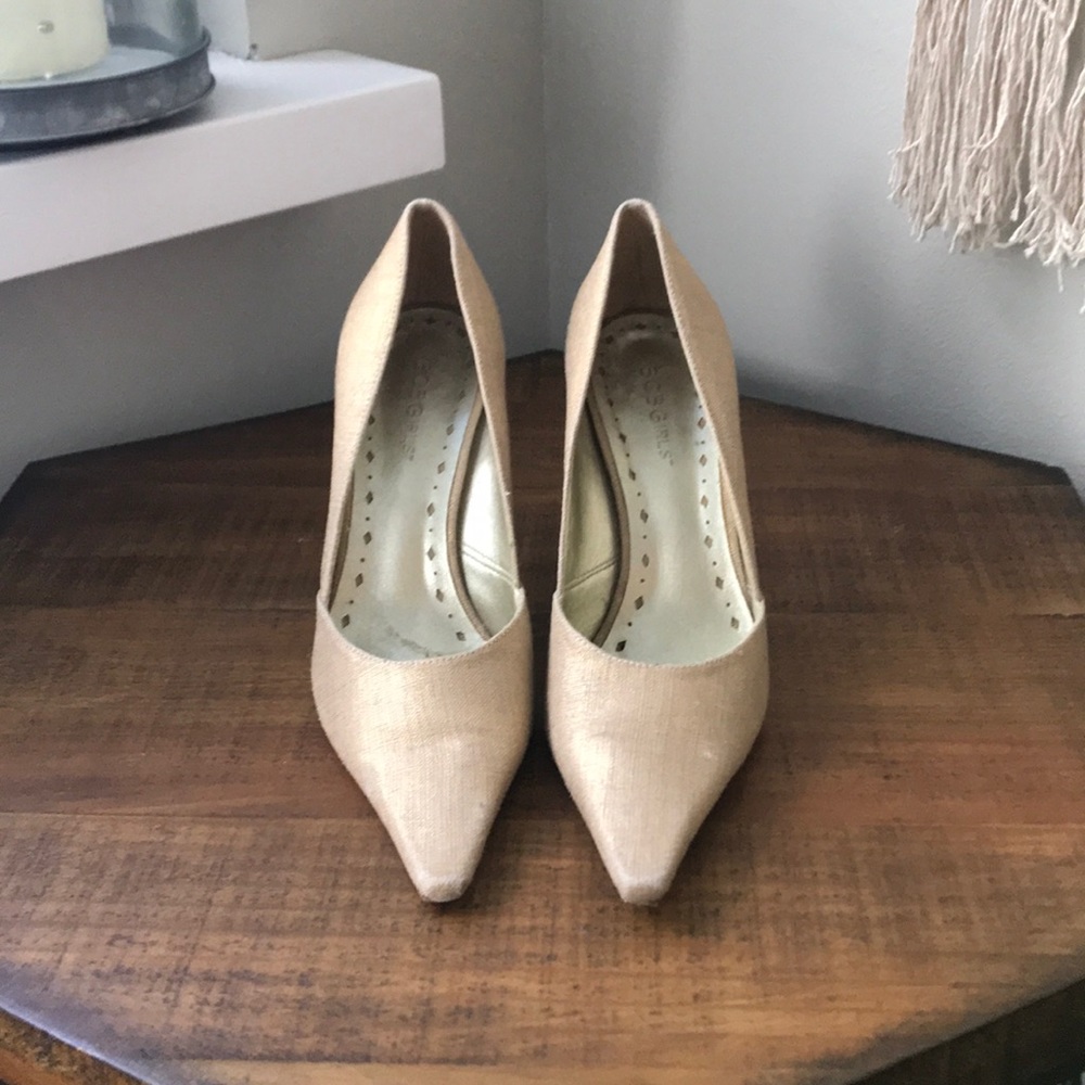 Gold heels - Picture 2 of 5